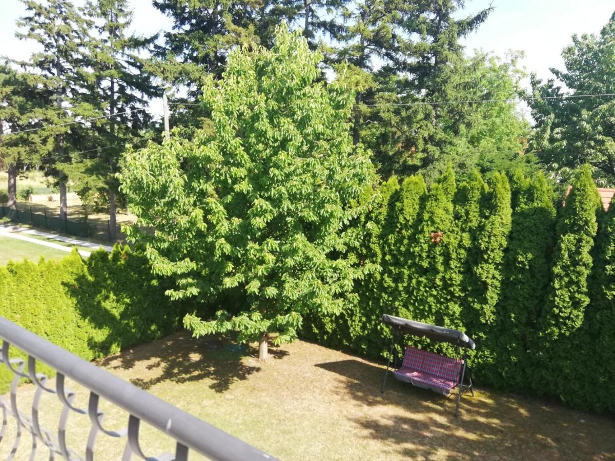 Levente Apartman Balatongyörök Екстериор снимка
